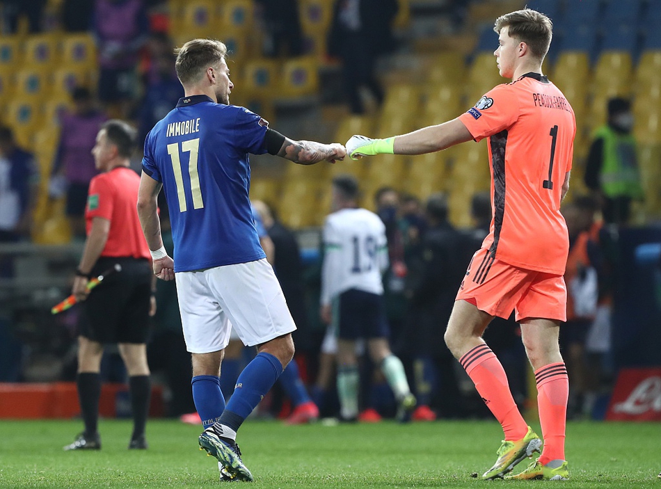 من حقق الكرة الذهبية 2022؟